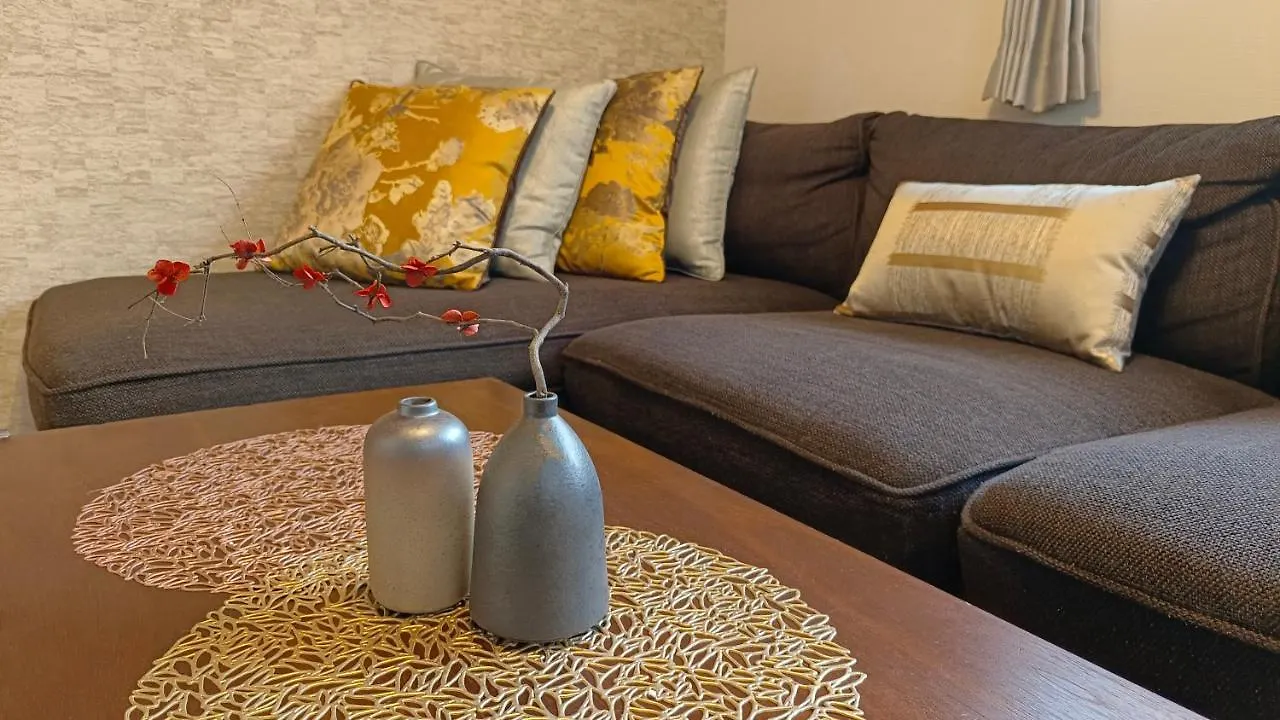Tsukiyume Kan - House With Parking, 10Mins To Usj, Tennoji, Namba Osaka 0*,  Japan